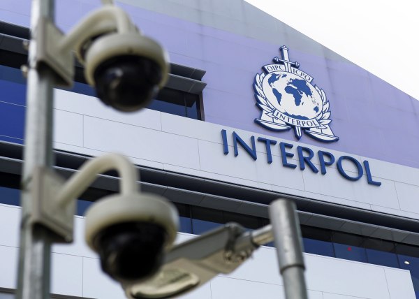 Έκανε το στέλεχος της Interpol και είχε… κατ’ επάγγελμα τις απάτες – Απέσπασε 440.000 ευρώ σε 16 χρόνια