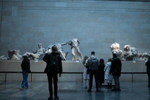 Όσμπορν για Γλυπτά: «Το πιο δυσεπίλυτο πρόβλημα των τελευταίων 200 ετών απαιτεί ανοιχτό μυαλό»