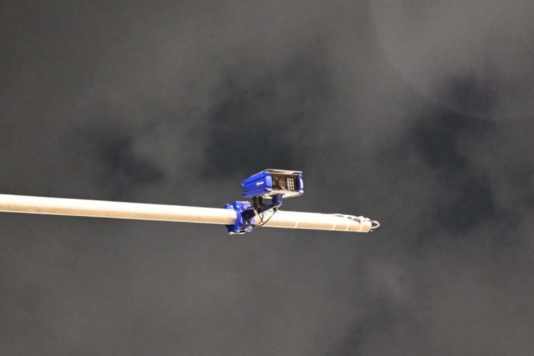 Κάμερες στους δρόμους: Η εφαρμογή που προειδοποιεί τους οδηγούς σε πραγματικό χρόνο