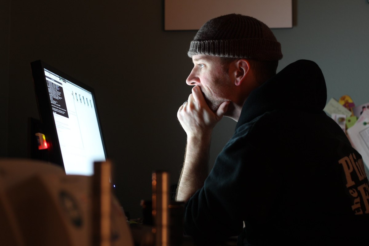 Τα chatbot τροφοδοτούν ψυχωτικές ιδέες, προειδοποιπούν γιατροί