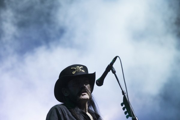 Lemmy lives: Μια επική συναυλία – πάρτι αφιερωμένη στο icon του hard rock και της αλητείας