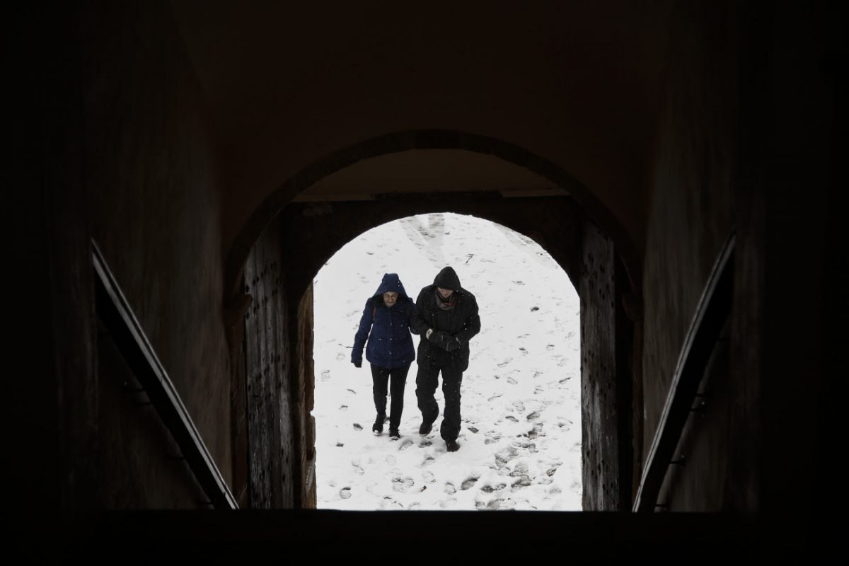 Καιρός: Θερμοκρασίες κάτω από το μηδέν παραμονή και ανήμερα της Πρωτοχρονιάς – Χιόνια ακόμη και στην Αττική