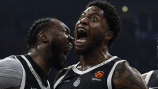 Φερνάντο για πιθανή αποχώρηση Τζόουνς: «Πρώτη φορά το ακούω, θα συνεχίσουμε να βασιζόμαστε πάνω του»