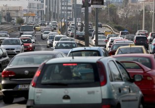 Αυξημένη κίνηση και μποτιλιαρίσματα στους δρόμους της Αττικής