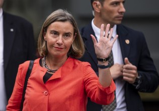 Φεντερίκα Μογκερίνι: Από το Κολλέγιο της Ευρώπης στα χέρια των βελγικών Αρχών