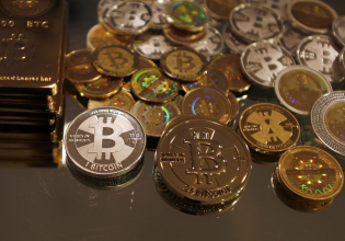 Bitcoin: Διέψευσε 10 κορυφαίους αναλυτές μέσα στο 2025