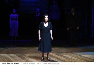 Νένα Μεντή: «Έχασα 3 παιδιά από τοξόπλασμα, έφαγα κρέας που μάλλον το είχε γλύψει γάτα»