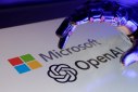 Η Microsoft αναζητά νέα ζωή μετά το ειδύλλιο με την OpenaAI