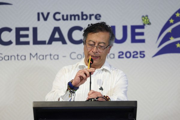 «Χωρίς πυραύλους, έχω καταστρέψει 18.400 εργαστήρια» κοκαΐνης απαντά ο Πέτρο στον Τραμπ