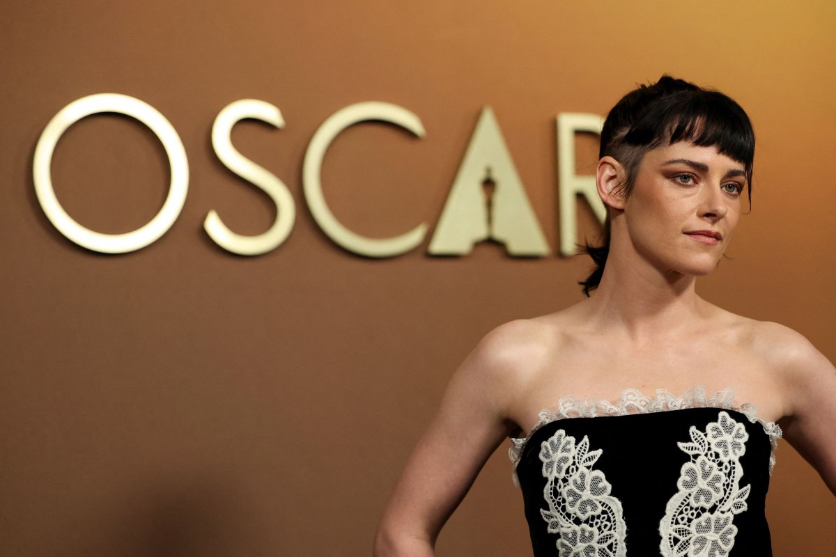 «Δικάζει» η Κρίστεν Στιούαρτ: Ο Μπράντο παρουσιάζεται σαν ήρωας – Αν μια γυναίκα έκανε το ίδιο, θα την έτρωγαν ζωντανή