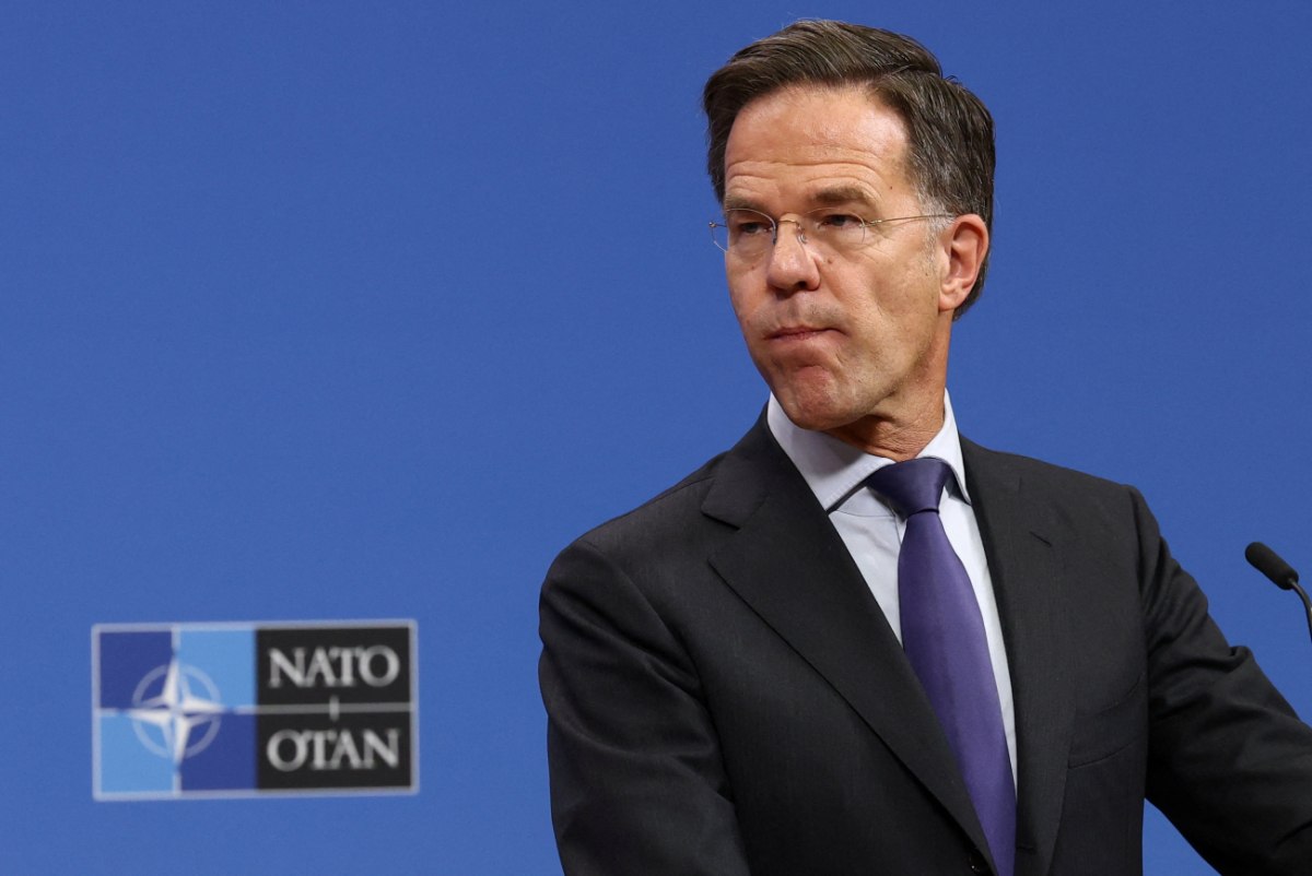 ΝΑΤΟ: Πώς θα αντιμετωπίσει «τον υβριδικό πόλεμο» της Ρωσίας – Οι επιλογές που εξετάζει