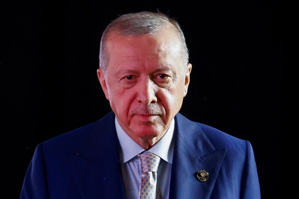 Τουρκία: Εγκρίθηκε διάταγμα Ερντογάν για στρατεύματα στη Λιβύη μέχρι το 2028 – Δήλωση για τη «Γαλάζια Πατρίδα»