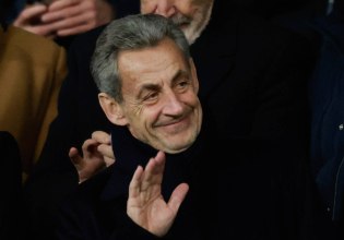 Σαρκοζί: Άνοιγμα στη Λεπέν – Ο Εθνικός Συναγερμός «δεν αποτελεί κίνδυνο» για τη Γαλλία, λέει