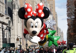 Η Google αφαιρεί βίντεο με χαρακτήρες της Disney που δημιουργήθηκαν με τεχνητή νοημοσύνη