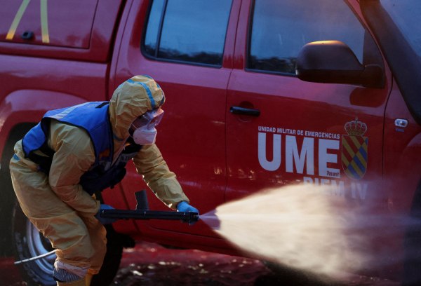 «Διαρροή από εργαστήριο» ίσως έφερε την πανώλη των χοίρων στην Ισπανία