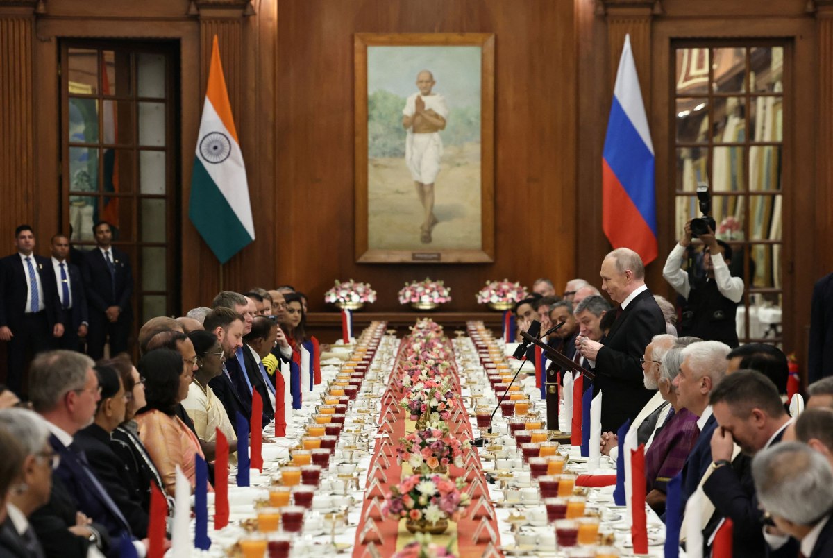 Πούτιν και Μόντι υπογράφουν συμφωνίες 100 δισ. [γράφημα]