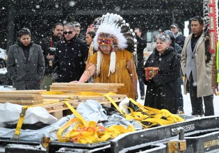 Από το Βατικανό στον Καναδά: Επιστρέφουν πολιτιστικά αντικείμενα ιθαγενών κοινοτήτων έναν αιώνα μετά
