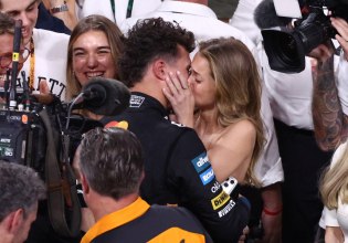 Αυτή είναι η νέα «Πρώτη Κυρία» της F1 – Μοντέλο, ηθοποιός, influencer αλλά καθόλου WAG η σύντροφος του Λάντο Νόρις