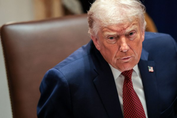 Τραμπ: Είναι ώρα η Ουκρανία να κάνει εκλογές – Η Ρωσία είναι σε ισχυρότερη θέση στις διαπραγματεύσεις