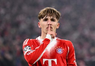 Ο νέος «Μέσι» είναι Γερμανός – Ο Λέναρτ Καρλ «μαγεύει» και… ξεσηκώνει το Μόναχο