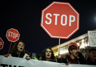 Διαφθορά και δημοκρατική διολίσθηση – Η λαϊκή οργή φουντώνει σε Ανατολική και Κεντρική Ευρώπη