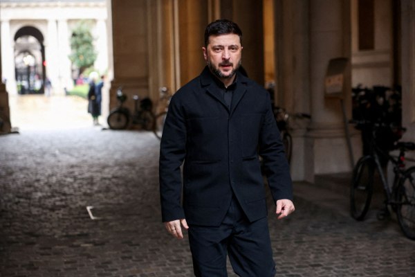 Φτάνουν στο Βερολίνο οι απεσταλμένοι των ΗΠΑ για την Ουκρανία – «Θα υπάρξουν συμβιβασμοί», δηλώνει ο Ζελένσκι