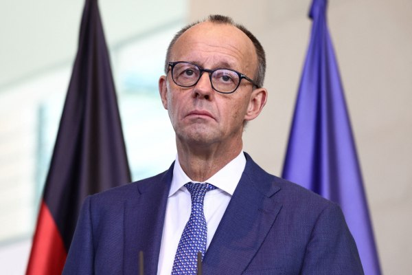 Μερτς: Ζούμε τεκτονική μετατόπιση των πολιτικών και οικονομικών κέντρων εξουσίας