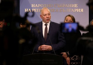 Παραιτήθηκε η κυβέρνηση στη Βουλγαρία μετά από εβδομάδες διαδηλώσεων