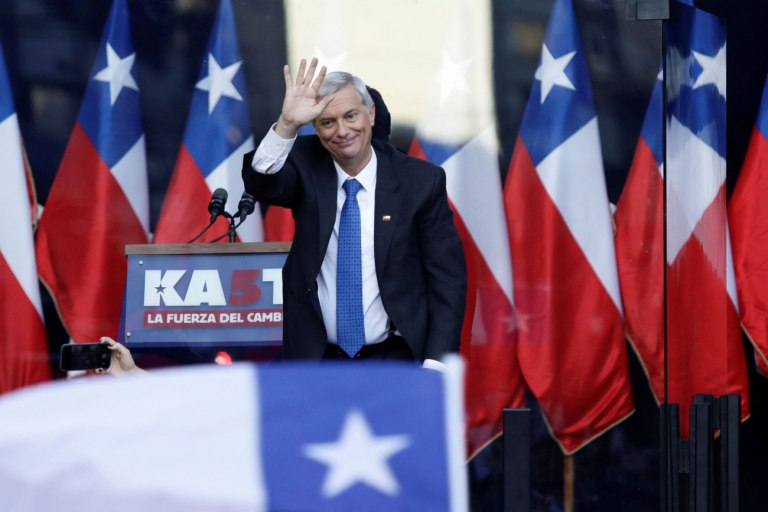Χιλή α λα Τραμπ: Ο ακροδεξιός Χοσέ Αντόνιο Καστ είναι το φαβορί για τη νίκη στις προεδρικές εκλογές