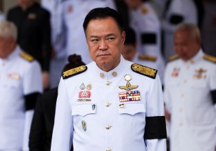 Ο πρωθυπουργός της Ταϊλάνδης διαλύει το κοινοβούλιο για να «επιστρέψει η εξουσία στον λαό»