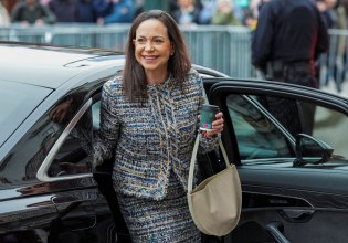 «Επικίνδυνη και τρομακτική αποστολή»: Πώς ένας βετεράνος των ΗΠΑ βοήθησε τη Ματσάδο να φύγει από τη Βενεζουέλα