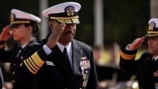 ΗΠΑ – Βενεζουέλα: Αποστρατεύτηκε ο ναύαρχος που έδωσε εντολή για χτύπημα σε επιζώντες