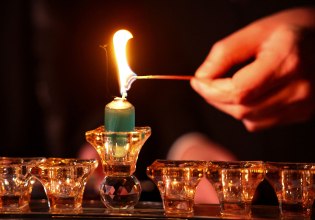 Τρομοκρατική επίθεση στο Σίδνεϊ: Ενισχυμένα μέτρα ασφαλείας στις εκδηλώσεις για το Χανουκά σε όλο τον κόσμο