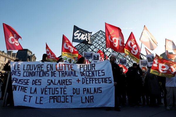 Λούβρο: Παρατείνεται η απεργία, μερική επαναλειτουργία μόνο για τα «αριστουργήματα»