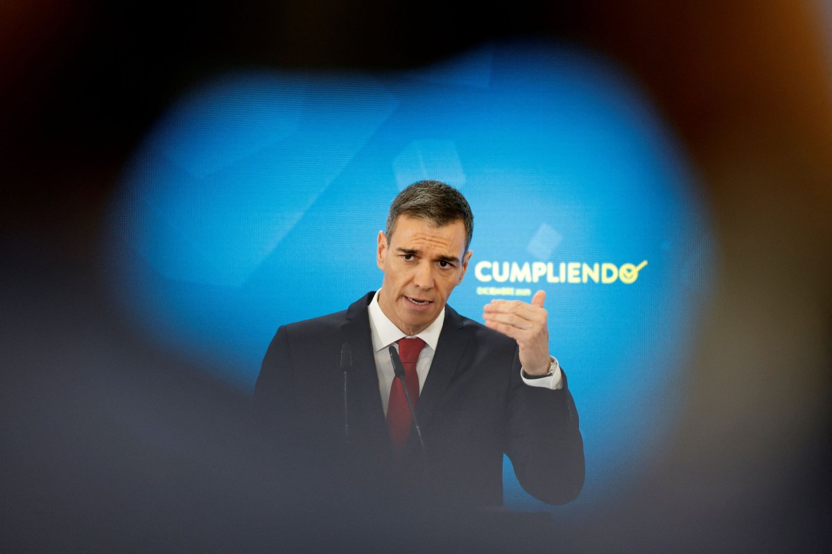 Ισπανία: Εν μέσω σεξουαλικών σκανδάλων που πλήττουν την κυβέρνηση, ο Σάντσεθ επιβεβαιώνει τη δέσμευση του στο φεμινισμό