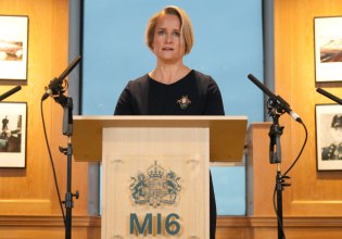 Βρετανία: Η αρχηγός των μυστικών υπηρεσιών της χώρας προειδοποιεί για την Ρωσία