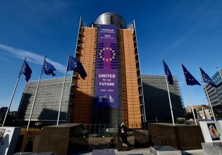 Σύνοδος ΕΕ στις Βρυξέλλες παρουσία Ζελένσκι – Επί τάπητος η χρηματοδότηση της Ουκρανίας την επόμενη διετία