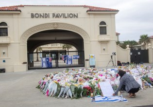 Επίθεση στο Σίδνεϊ: Το ταξίδι των δραστών στις Φιλιππίνες πριν από τη σφαγή και ο ήρωας αστυνομικός