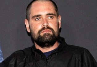 Ρομπ Ράινερ: Κατηγορούμενος για διπλό φόνο α’ βαθμού ο γιος του Νικ – Αντιμέτωπος με ισόβια κάθειρξη 