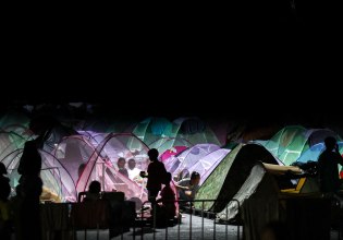 Η Καμπότζη κατηγορεί την Ταϊλάνδη ότι βομβάρδισε τη μεθοριακή πόλη Ποϊπέτ – Εμπόδια στις διπλωματικές προσπάθειες