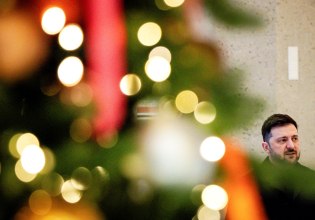 Ειρήνη, χαμόγελα και… τον θάνατο του Πούτιν, εύχεται ο Ζελένσκι για τα Χριστούγεννα