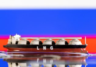 Ρωσία: Πώς μεταφέρει LNG στην Κίνα παρά τις κυρώσεις – «Δεν κρύβονται πια»
