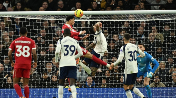 Tότεναμ – Λίβερπουλ 1-2: Πέρασε από το Λονδίνο και μπήκε στην τετράδα