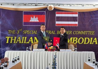 Κίνα: Χαιρετίζει τη συμφωνία εκεχειρίας Καμπότζης – Ταϊλάνδης, σχεδιάζει συνομιλίες