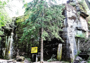 Μέσα στη «Φωλιά του Λύκου», το κρυφό αρχηγείο στο δάσος από όπου ο Χίτλερ διεύθυνε τον πόλεμο