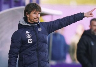 Η ΠΑΕ Ολυμπιακός ανακοίνωσε τον νέο προπονητή της Β’ ομάδας