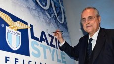 Η σκοτεινή πίεση πίσω από τη Λάτσιο