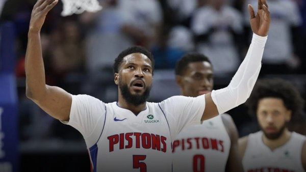 Διέψευσε για Παρτίζαν ο Μαλίκ Μπίσλεϊ: «Δεν πάω στη Σερβία» (vid)