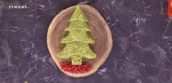 Συνταγή: Γιορτινό μωσαϊκό με pistachio butter