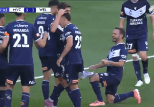 Επική στιγμή: Ο Βέργος πέτυχε χατ-τρικ και ο Μάτα του γυάλισε το παπούτσι (vid)